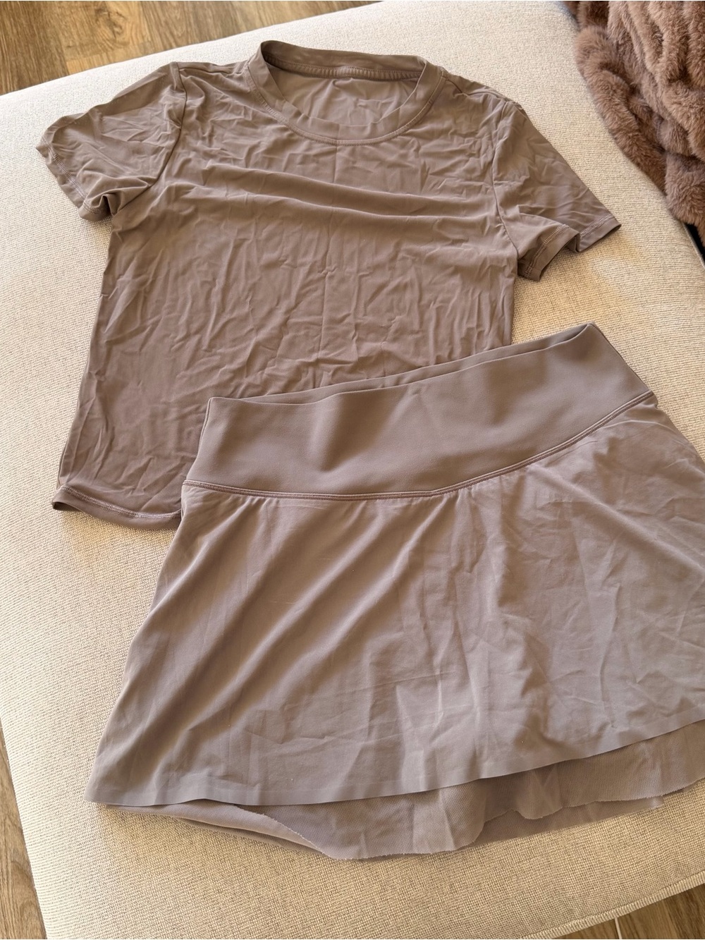 Vuori Gray Active Tennis Skort & Shirt - Picture 3 of 7
